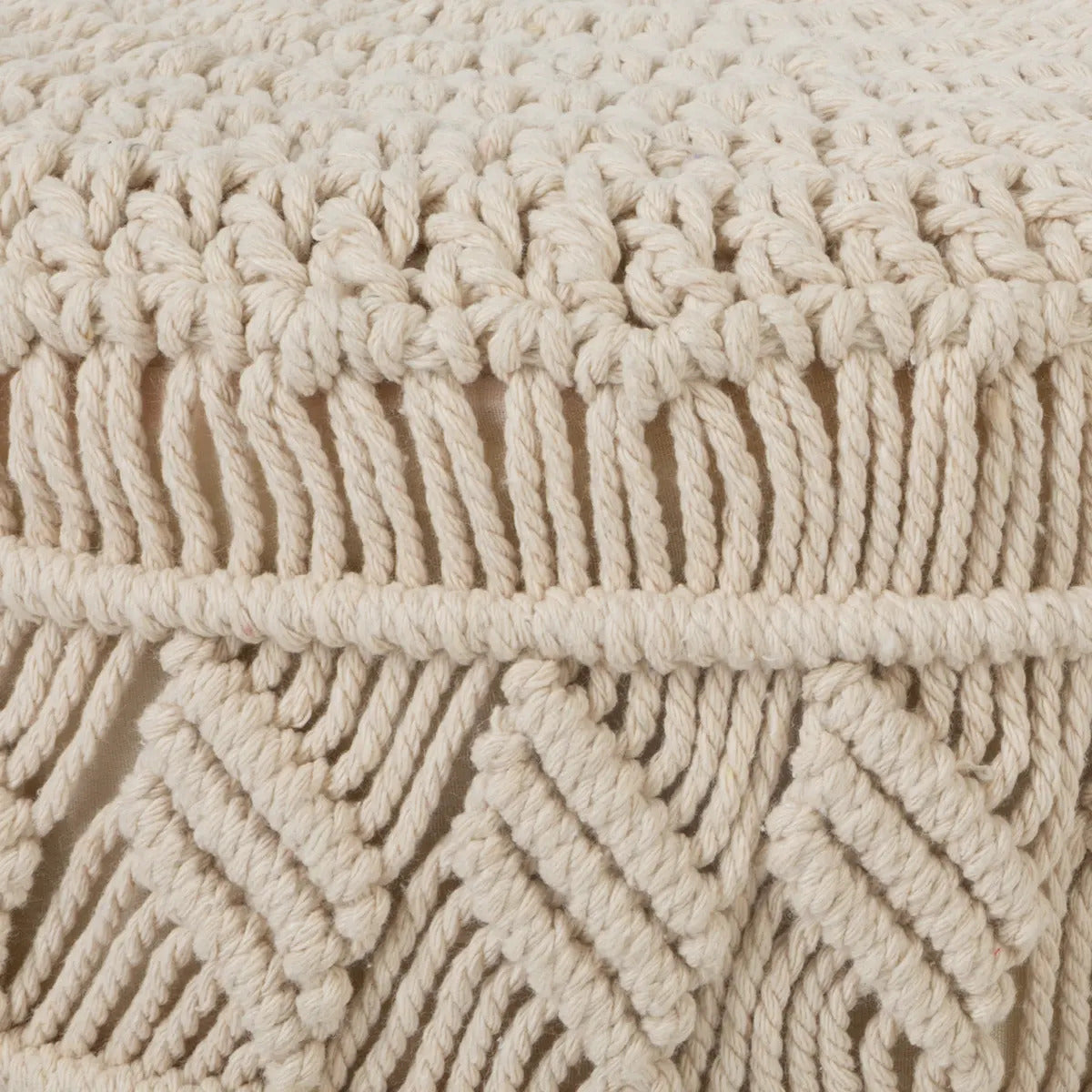 bijzet-krukje-model-macrame-naturel-dennenhout-d32-x-h42-cm-meubels-zitten_10460009