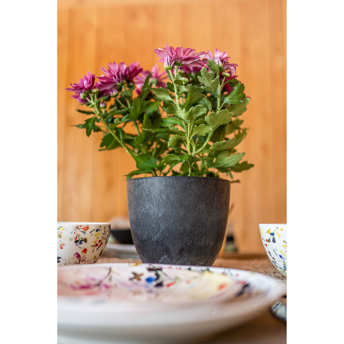 bloempot-zwart-natuursteen-look-d23-x-h20-cm-voor-binnen-buiten_10343020-1