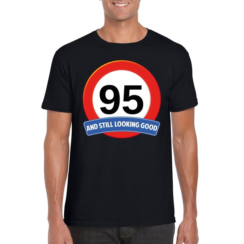 95-jaar-and-still-looking-good-tshirt-verkeersbord-print-zwart-heren-verjaardag_10107082