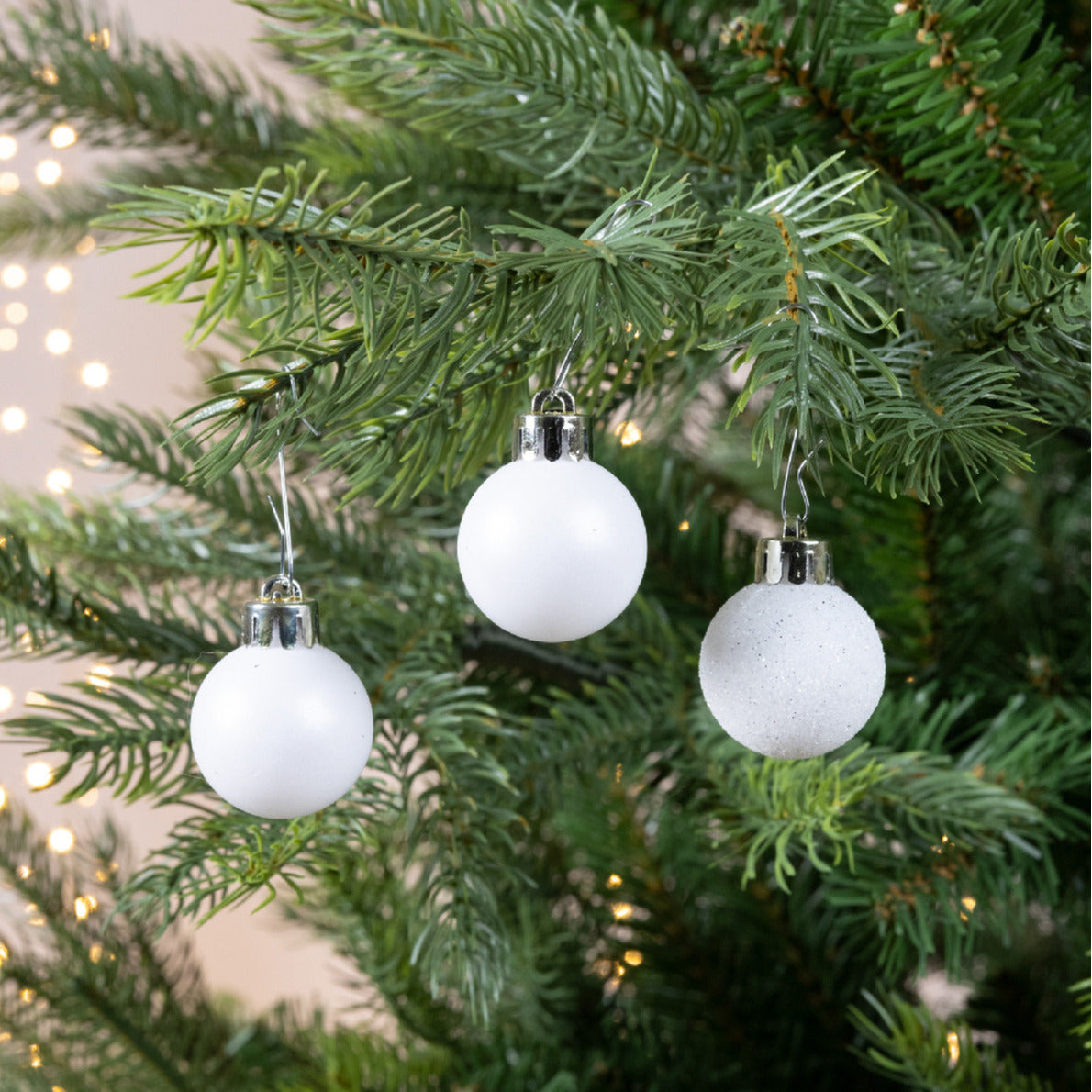 mini-kerstballen-14x-st-wit-d3-cm-kunststof-kerstversiering_10260227-1