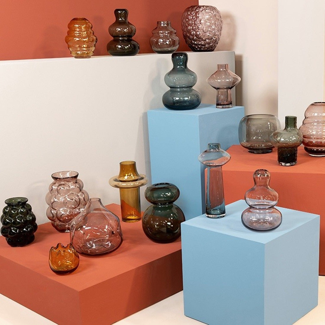 bloemenvaas-bubblegum-medium-transparant-glas-donkergroen-d16-x-h21-cm-vaas_10438355-1
