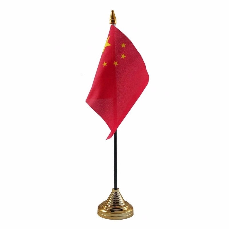 vlag-china-tafelvlaggetje-10-x-15-cm-met-gouden-standaard-hoogte-27-cm_10088398