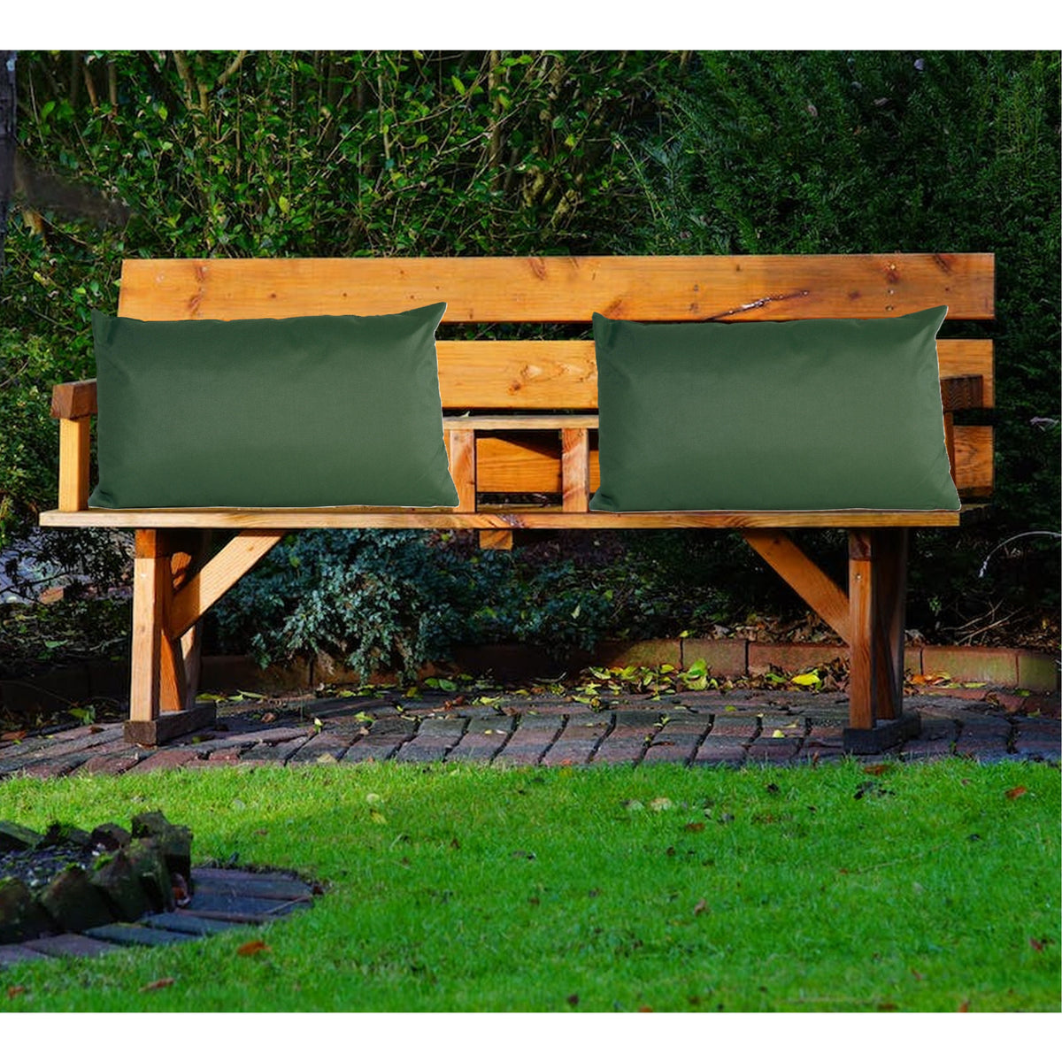 buiten-of-tuin-sier-kussens-donkergroen-30-x-50-cm-binnen-buiten-tuinbank_10310560-3