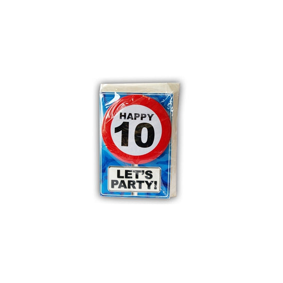 10-jaar-geworden-happy-birthday-kaart-met-cadeau-button-verjaardag-wenskaart_10052620