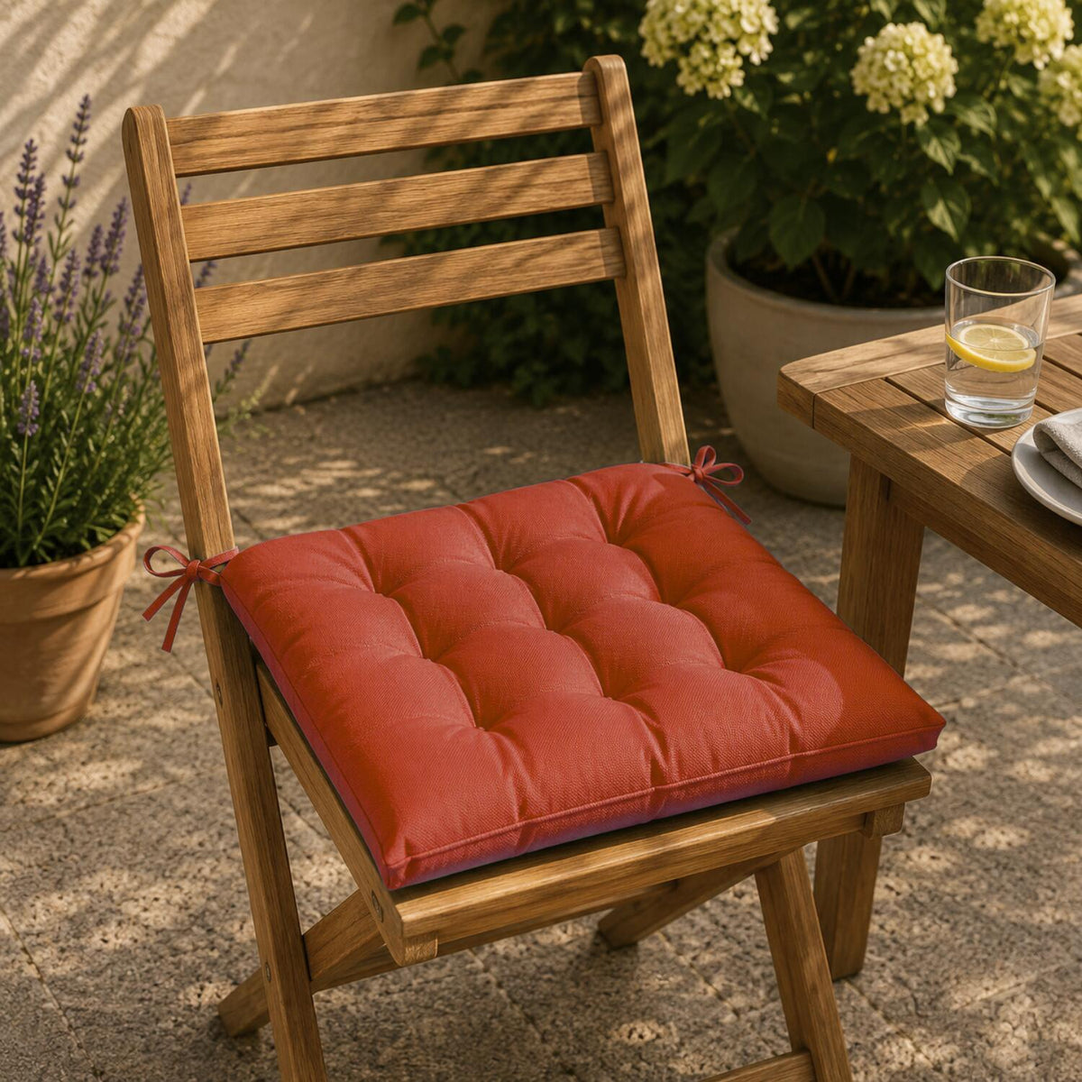 stoelkussen-gewatteerd-rood-38x38cm-binnen-buiten_10382849-3