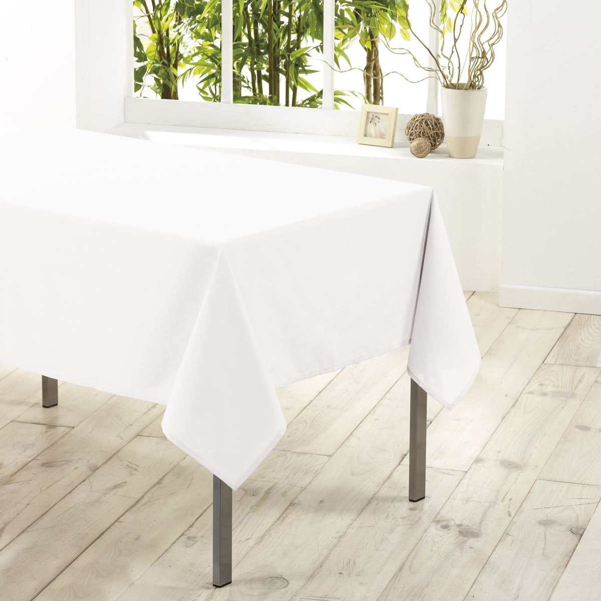 tafelkleed-voor-binnen-wit-polyester-140-x-200-cm-basic-eettafel-tafelkleden_10294941
