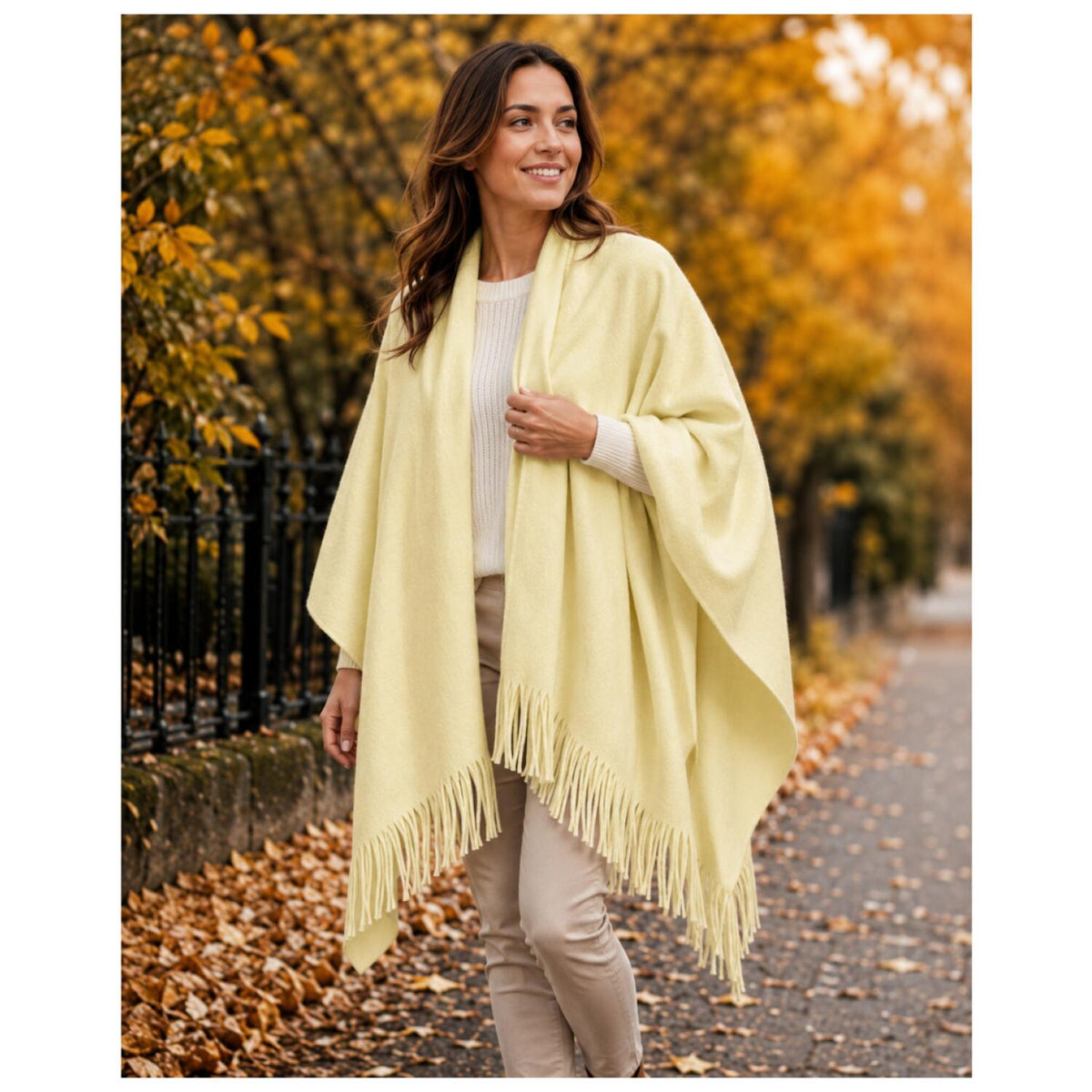 luxe-omslagdoek--poncho-lichtgeel-180-x-140-cm-fleece-dameskleding-accessoires_10502966-2