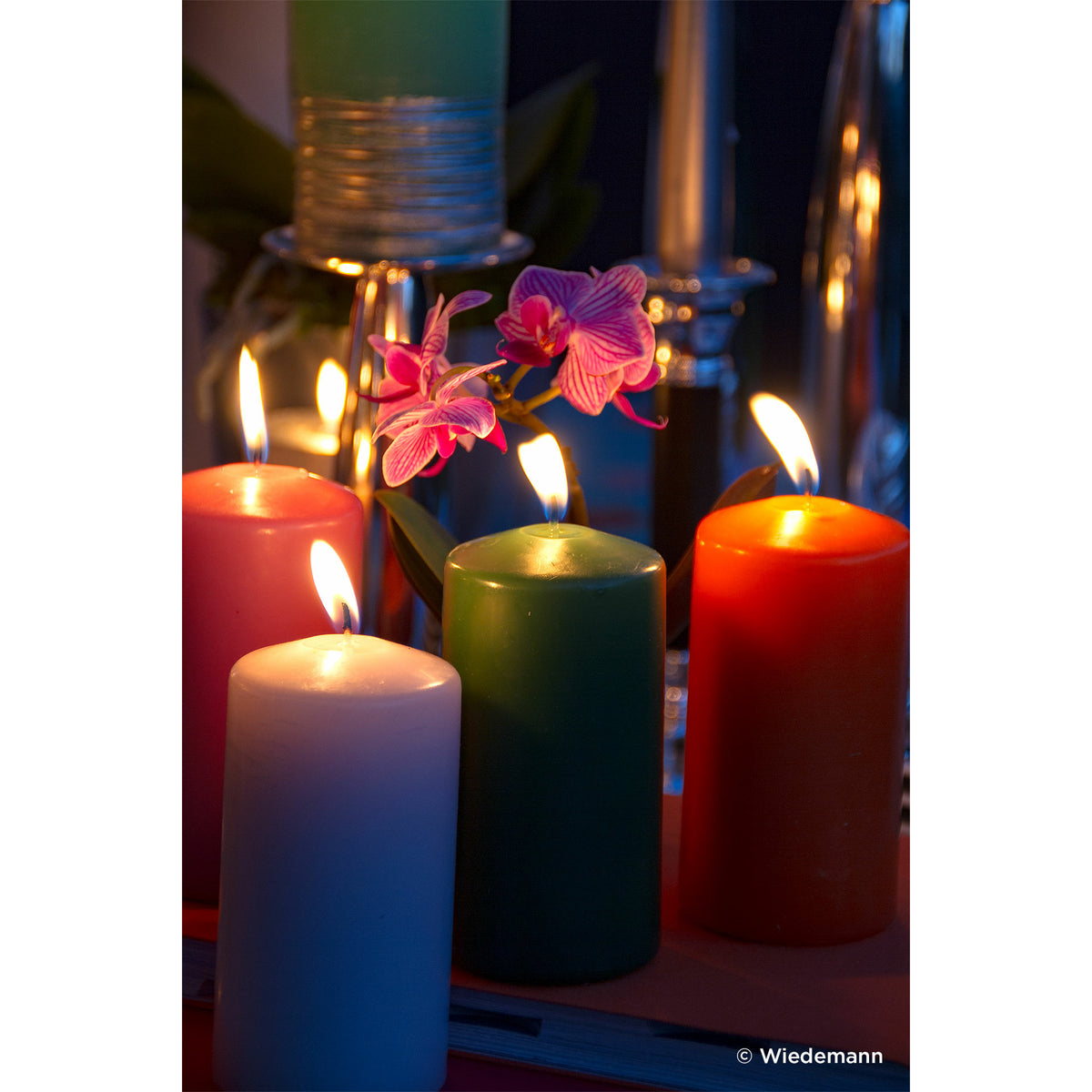 cilinderkaars-stompkaars-roze-6-x-8-cm-29-branduren_10455970-1