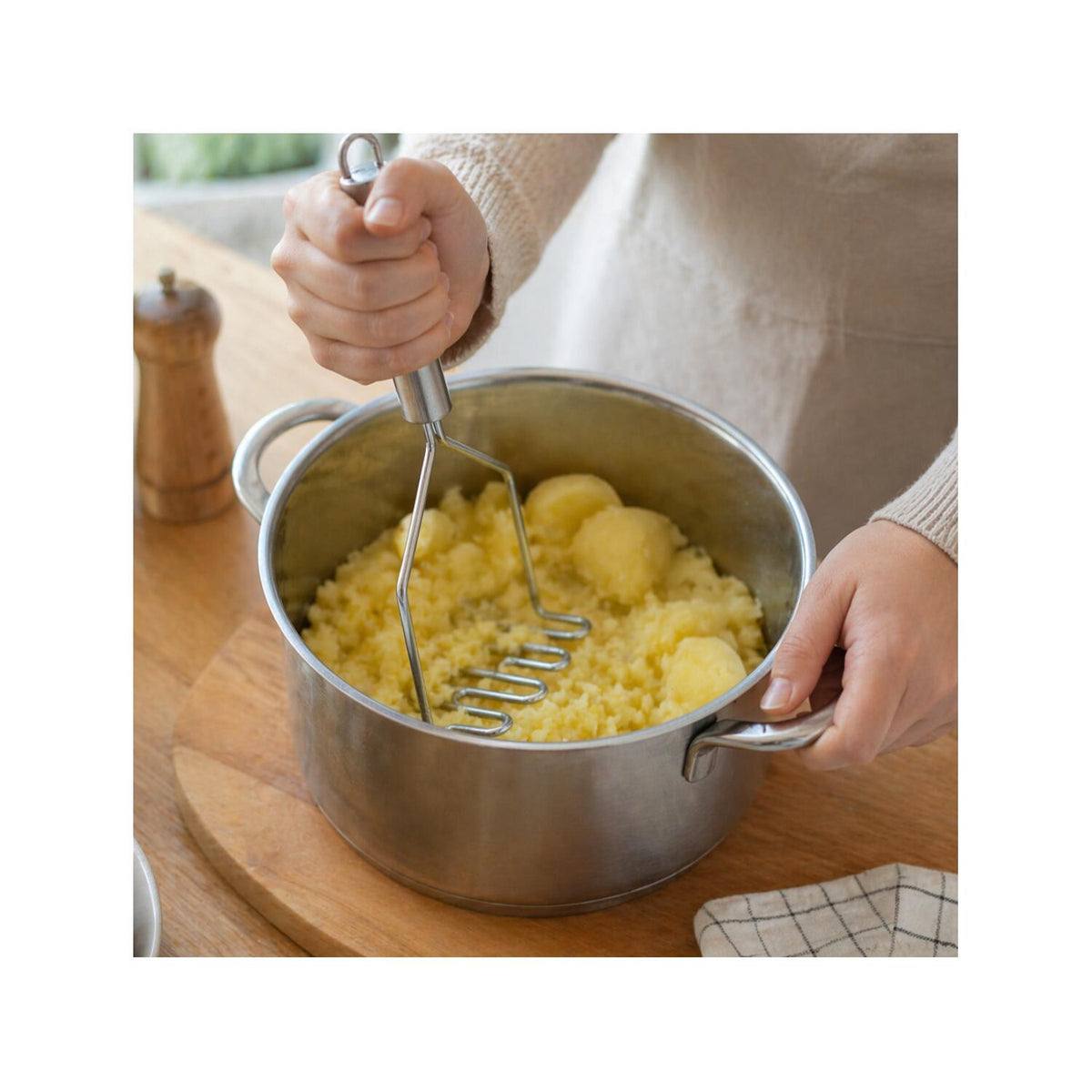 alpina-pureestamper-rvs-27-cm-aardappel-stamper-stampotstamper_10341977-2